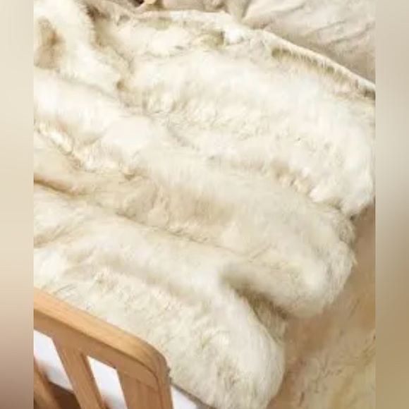Real Fur Sheared Beaver Crib Blanket Throw - Picture 4 of 5